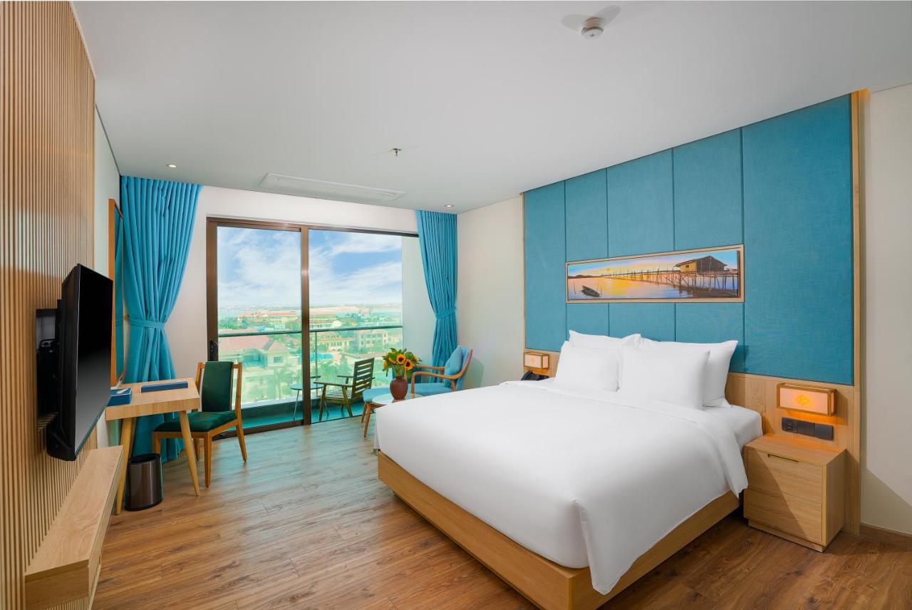 Sala Grand Tuyhoa Hotel Tuy Hòa Buitenkant foto